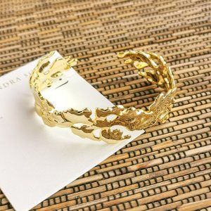 Kendra Scott Savannah Cuff Bracelet in Gold